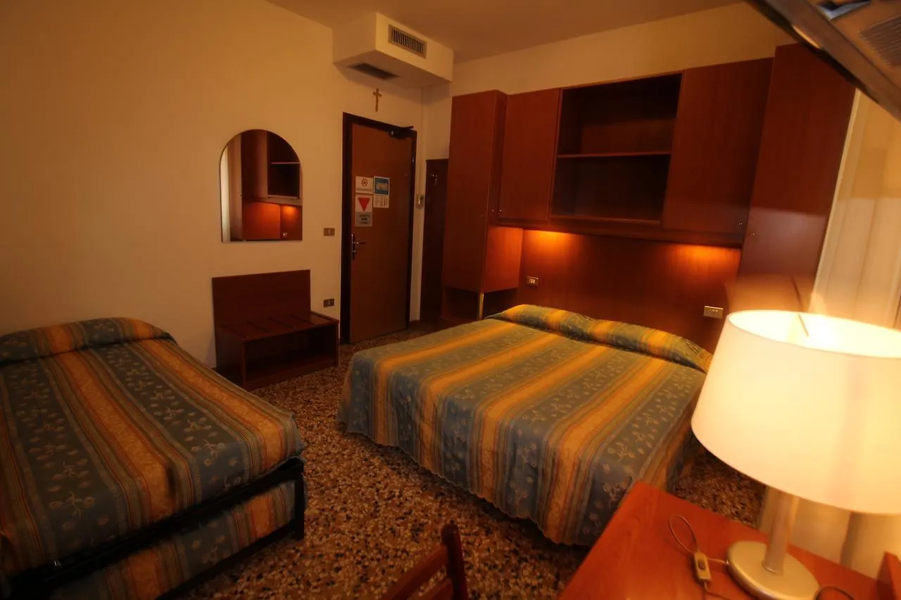 Albergo Santa Margherita Caorle 2*,  Italy